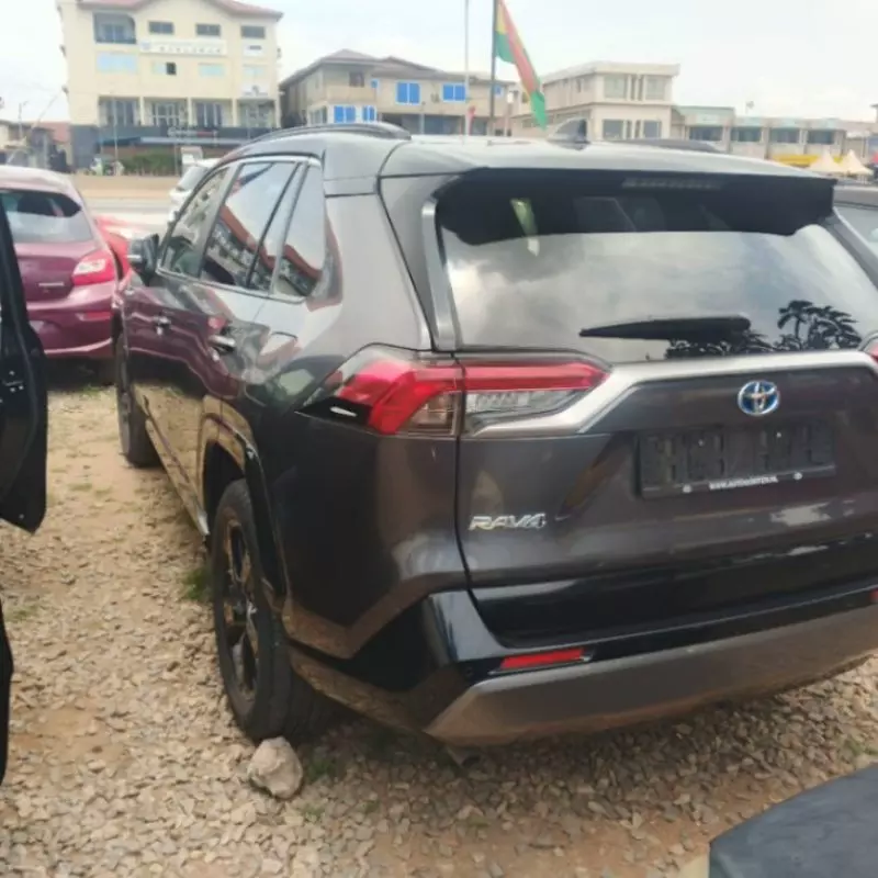 TOYOTA RAV 4   - 2020