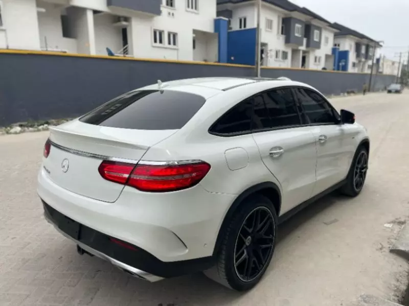 Mercedes-Benz GLE 450   - 2016