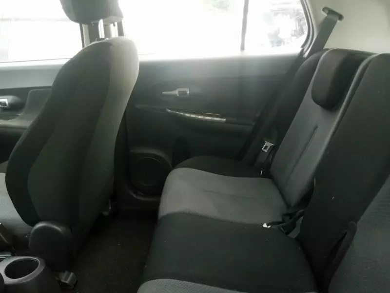 Toyota Ist    - 2012