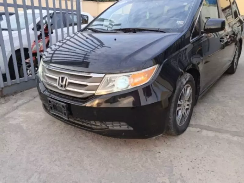 Honda Odyssey   - 2011