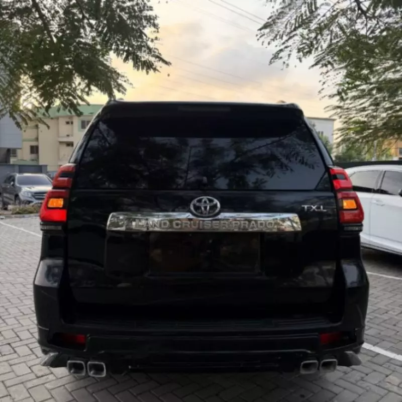 Toyota Land Cruiser Prado   - 2013