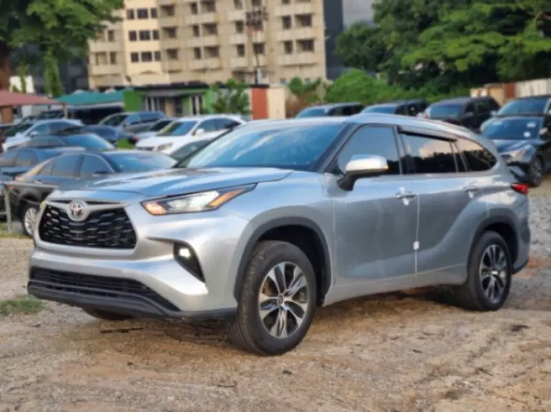 TOYOTA Highlander - 2020