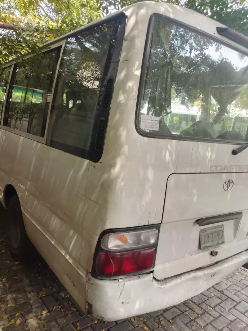 Toyota Coaster   - 2017