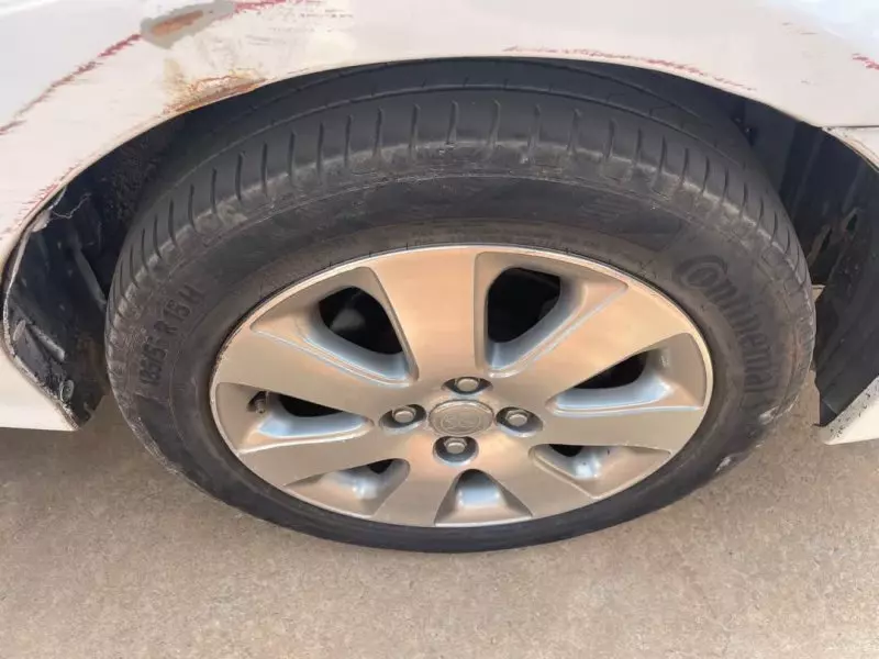 Toyota Vios   - 2010