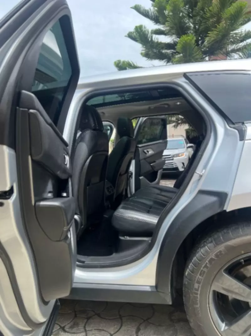 Land Rover Range Rover Velar   - 2018