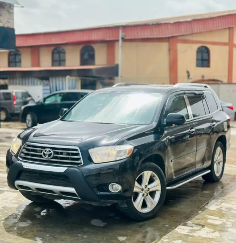 Toyota Highlander   - 2009