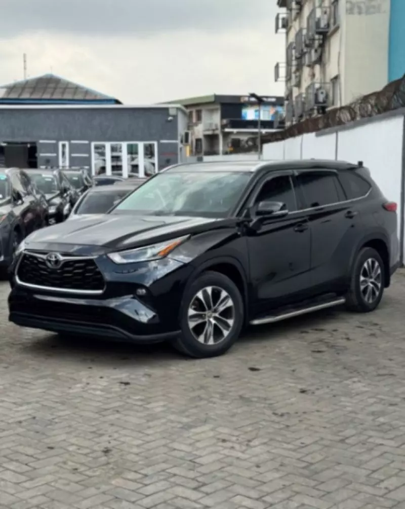 TOYOTA Highlander - 2021