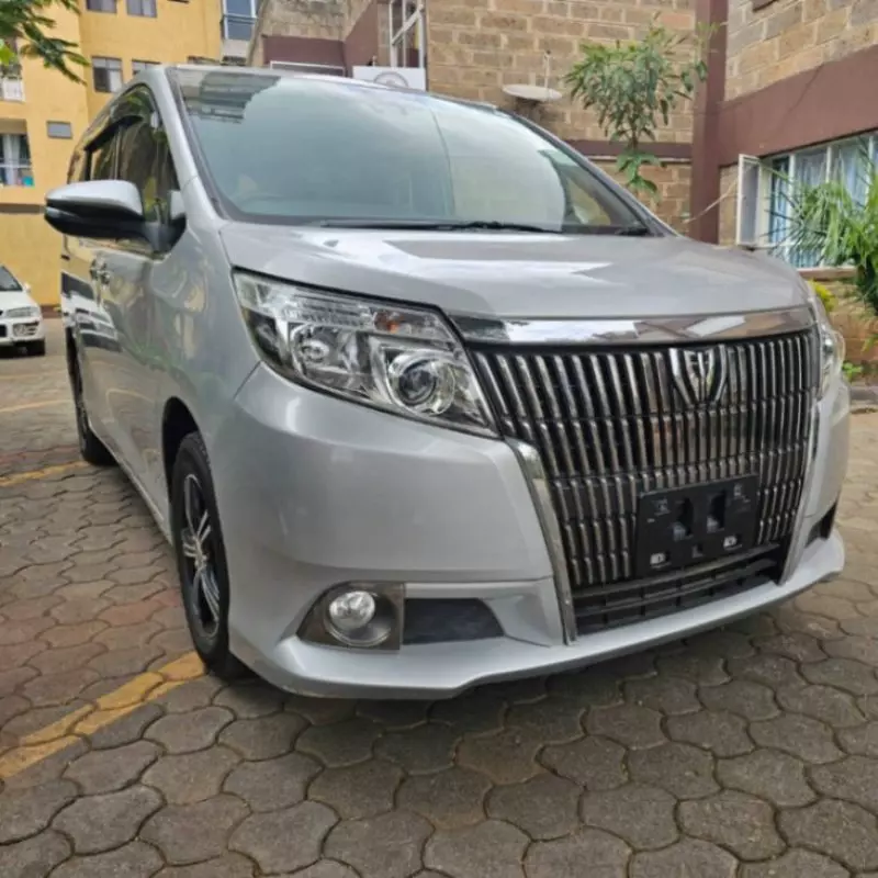 Toyota esquire   - 2016