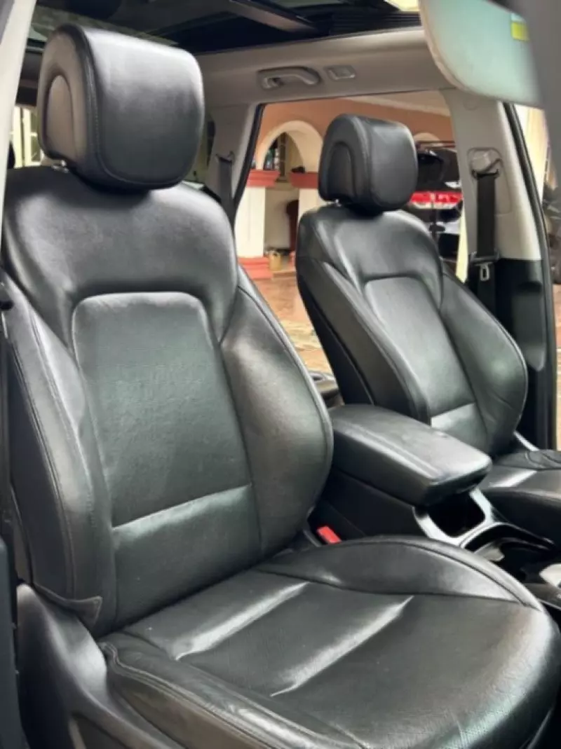 Hyundai Santa Fe   - 2017