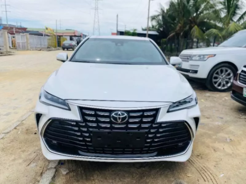 TOYOTA Avalon   - 2023