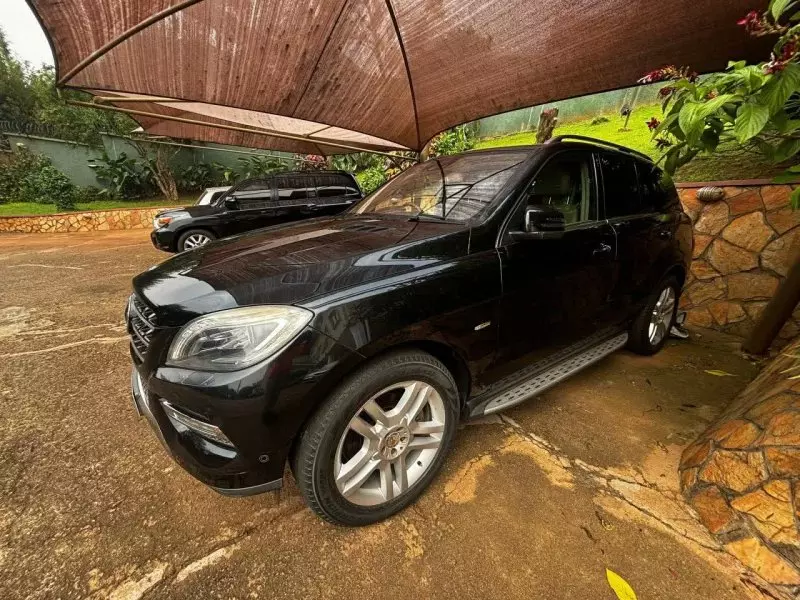 Mercedes-Benz ML 350   - 2013