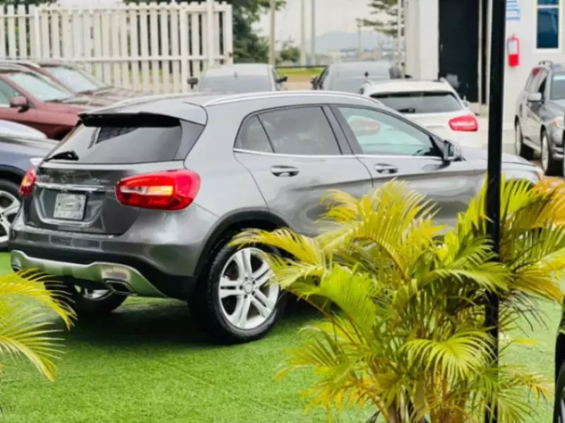 Mercedes-Benz GLA 250   - 2015
