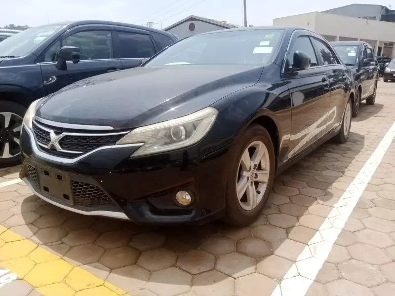 Toyota Mark X   - 2012