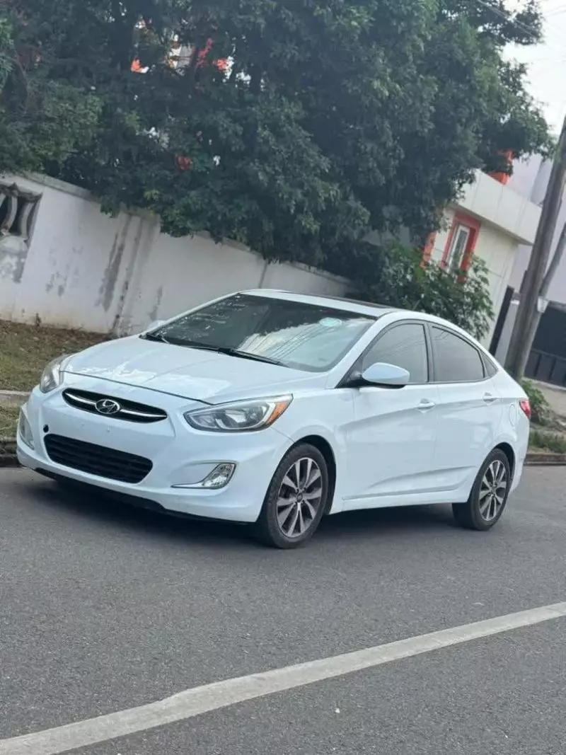 Hyundai Accent   - 2016