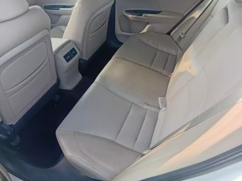 Honda Accord   - 2013