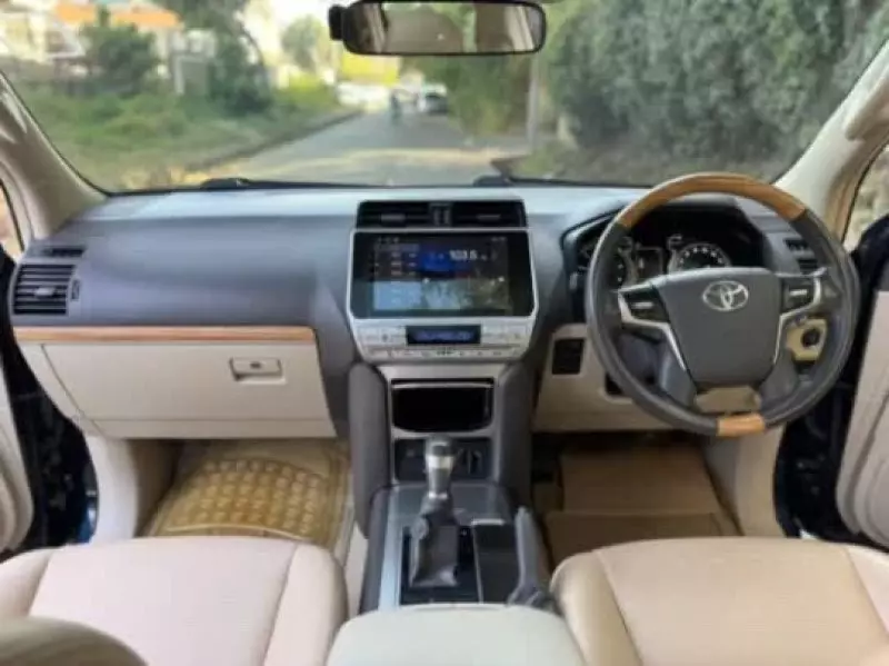 Toyota Landcruiser prado TX   - 2017