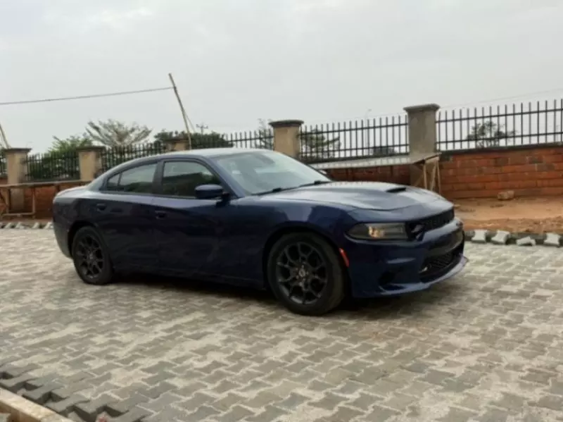 Dodge Charger   - 2018