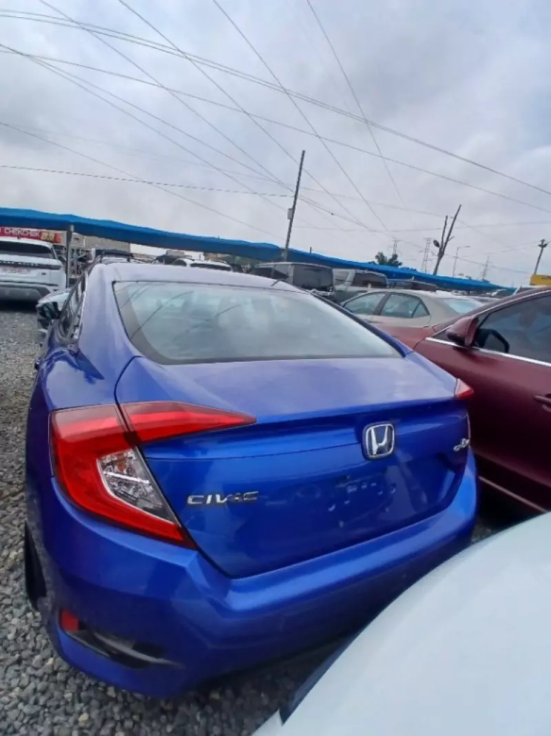 Honda Civic   - 2018