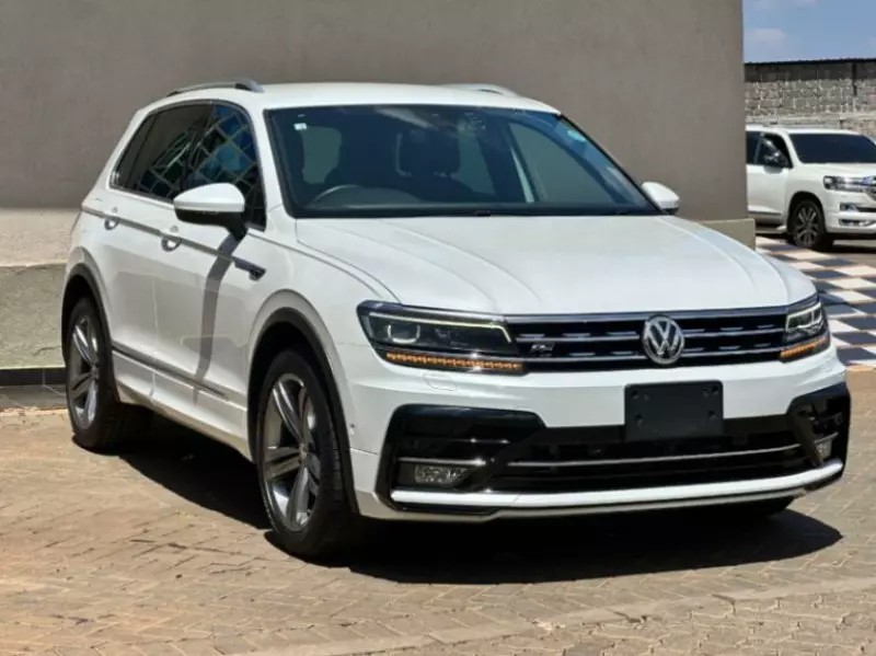 Volkswagen Tiguan   - 2018