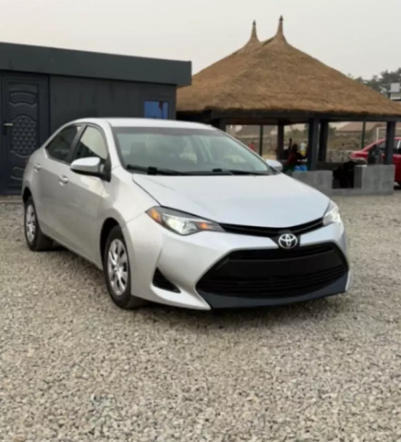 Toyota Corolla   - 2017