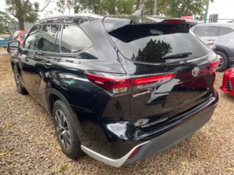 TOYOTA Highlander   - 2021
