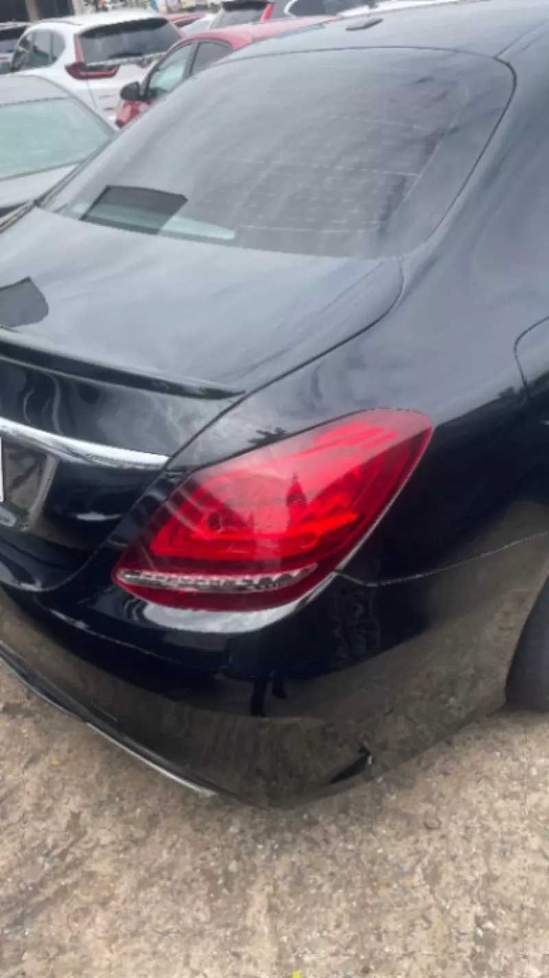 Mercedes-Benz C 300   - 2020
