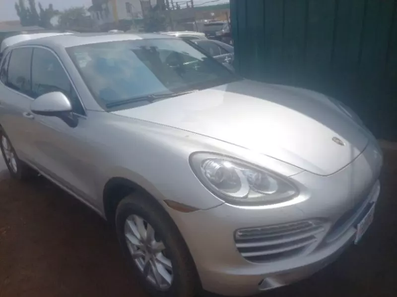 PORSCHE Cayenne   - 2013