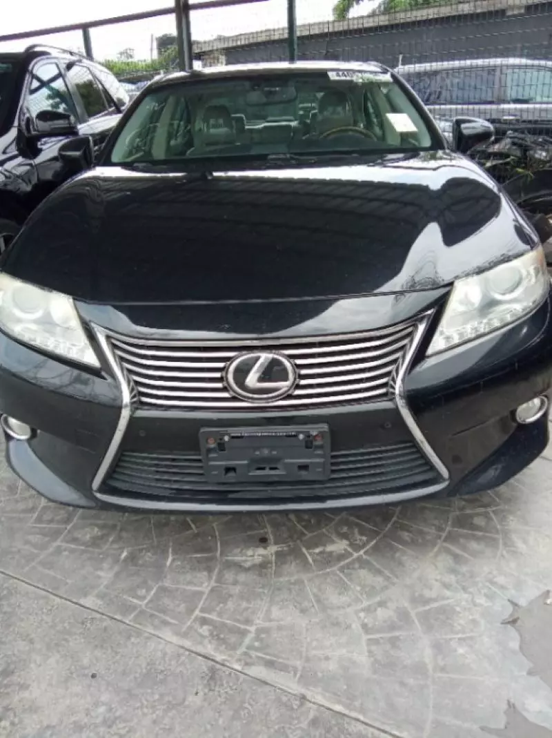 Lexus ES 350   - 2013
