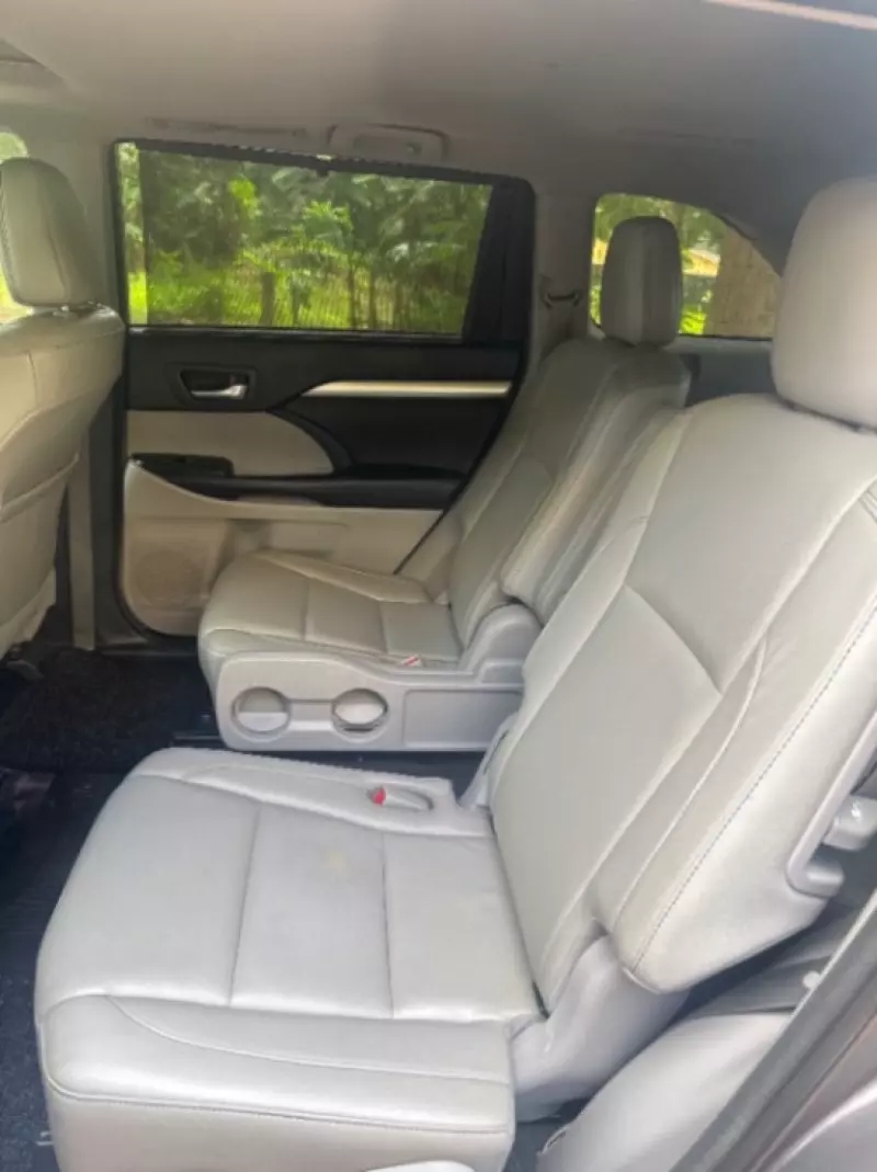 Toyota Highlander   - 2009