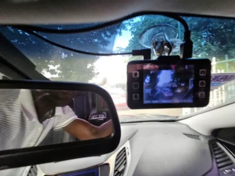 Hyundai Grandeur   - 2012