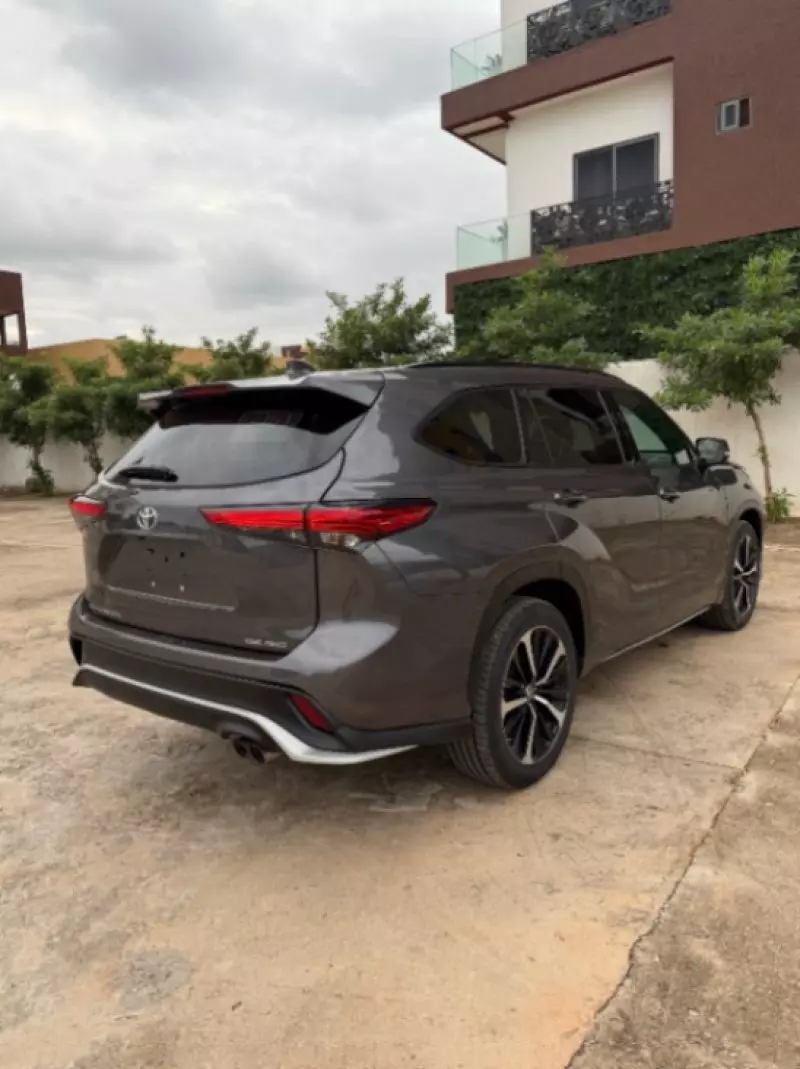 TOYOTA Highlander   - 2022