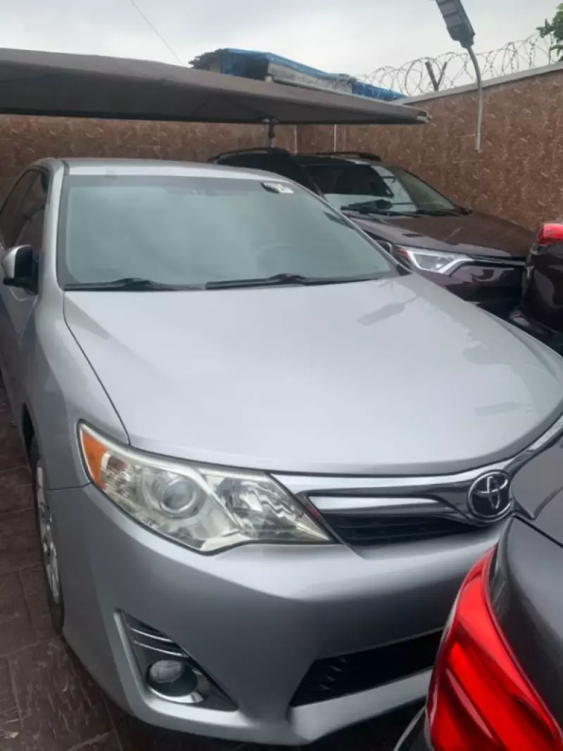 TOYOTA Camry   - 2014