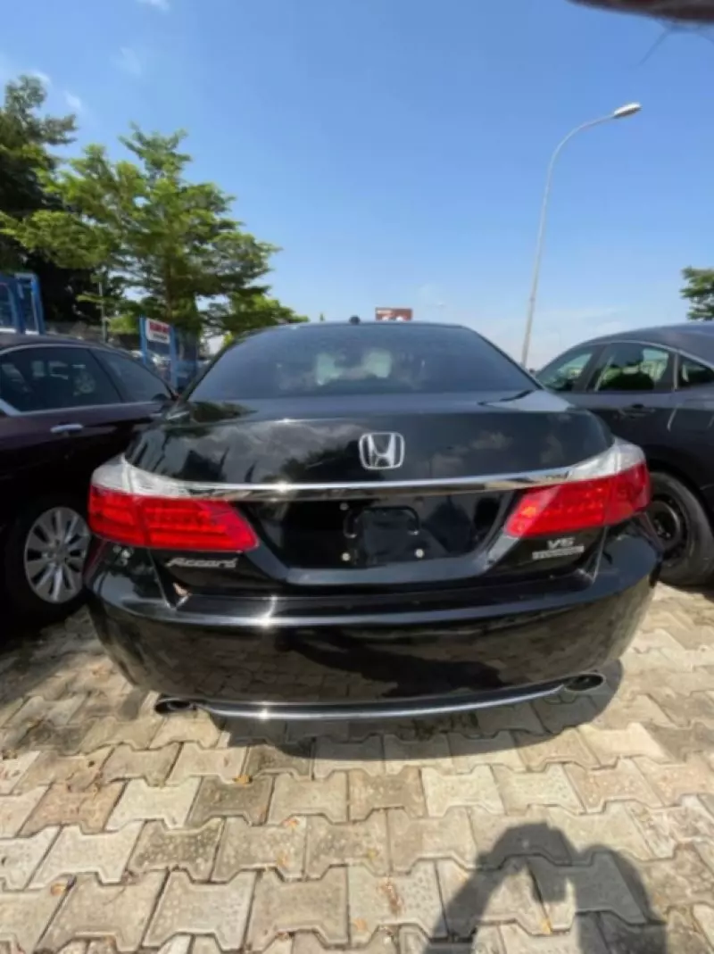 Honda Accord   - 2014