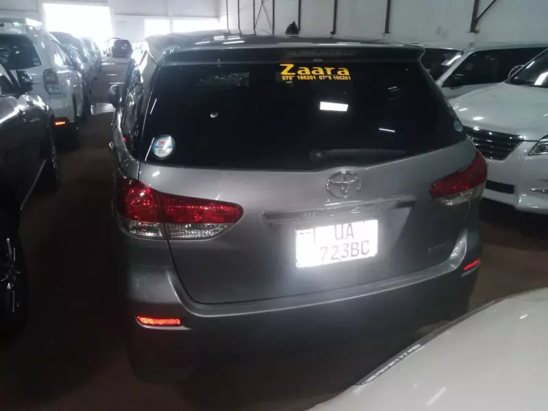 Toyota Wish   - 2010