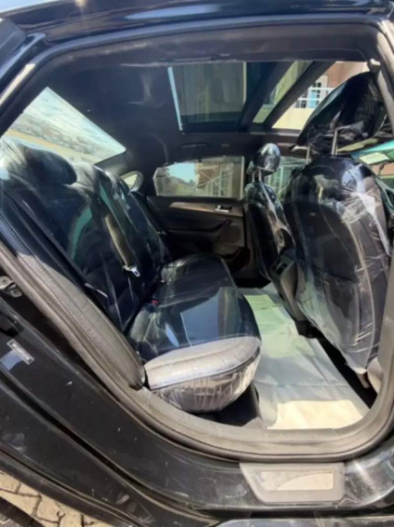 Hyundai Sonata   - 2015