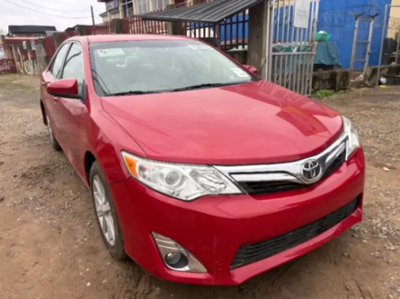 TOYOTA Camry   - 2014