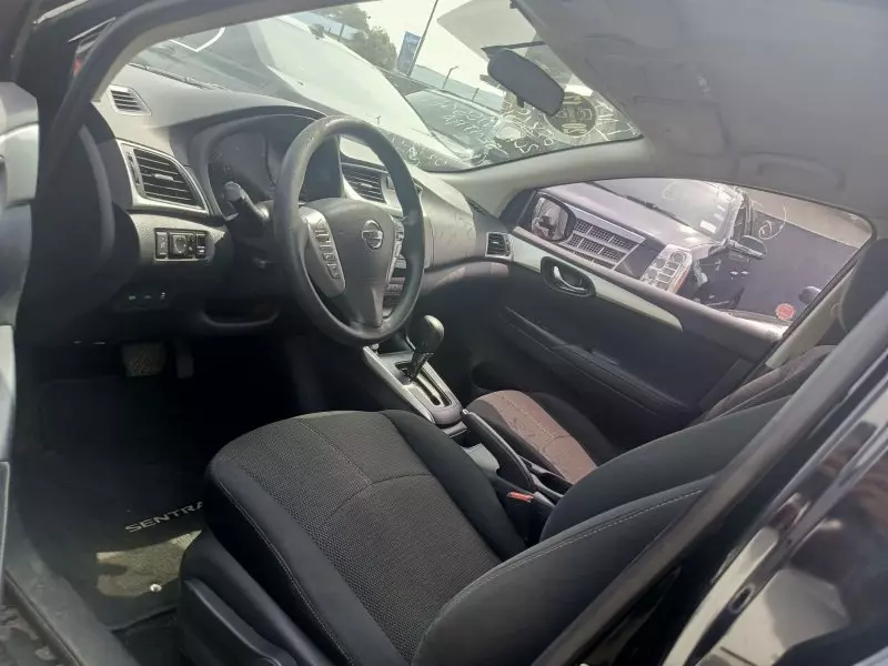 Nissan Sentra   - 2016
