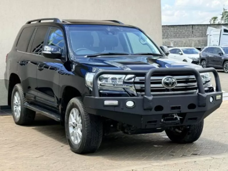 Toyota Landcruiser Sahara   - 2018