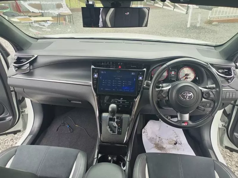 TOYOTA Harrier GR - 2019