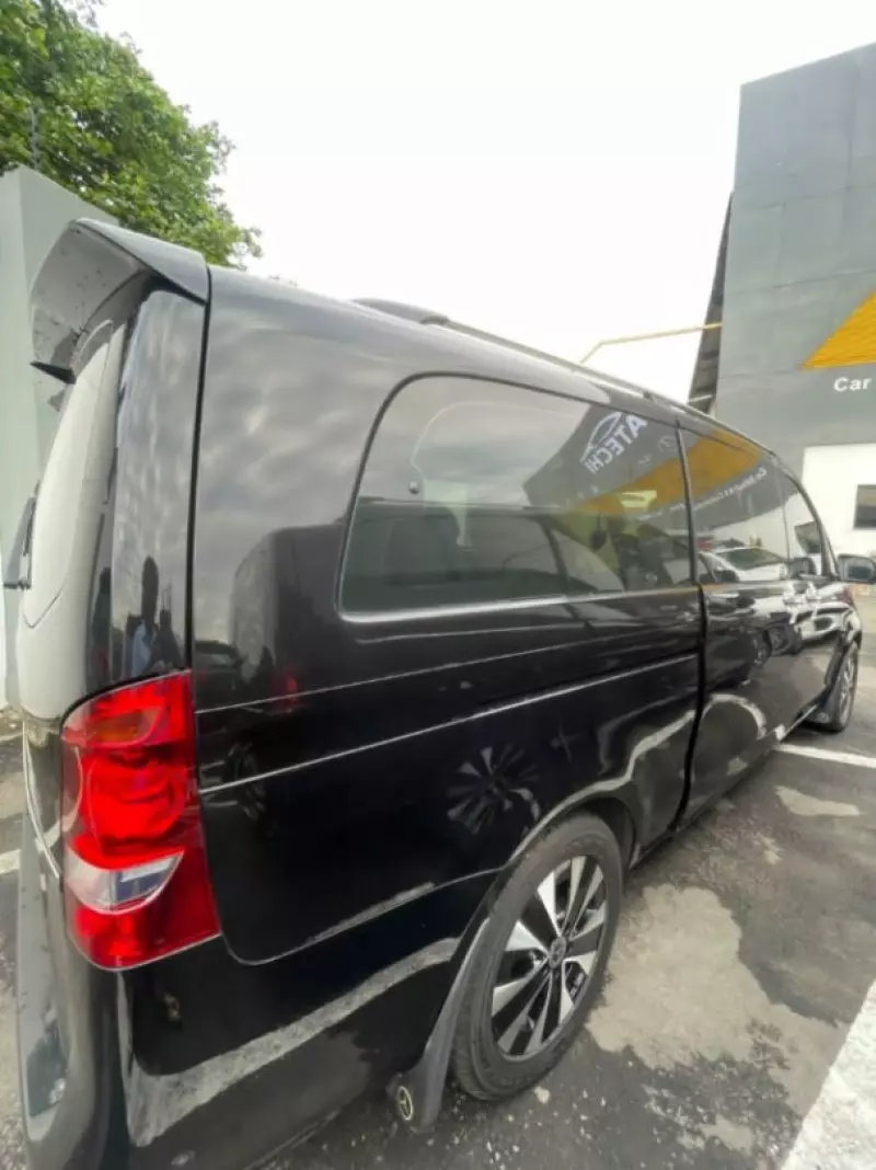 Mercedes-Benz v class   - 2018