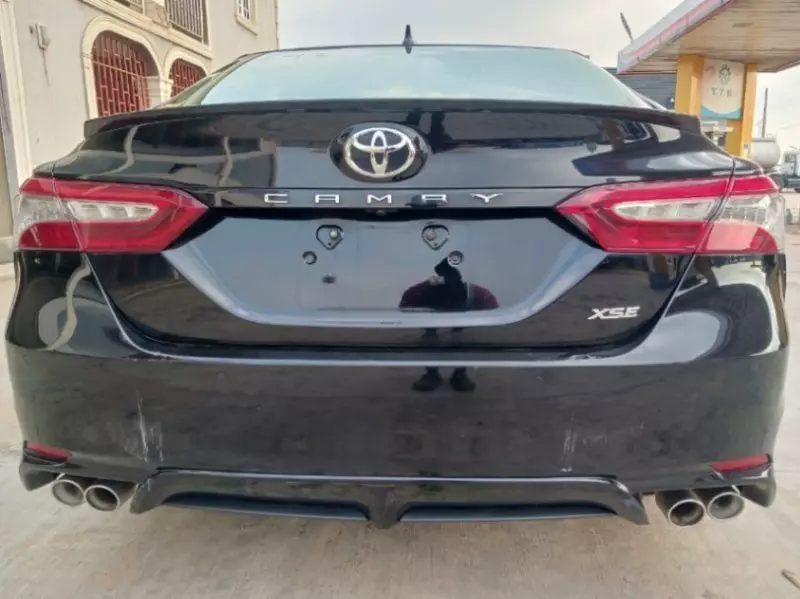TOYOTA Camry   - 2018