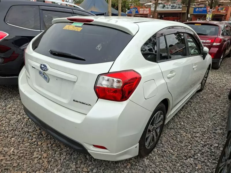 Subaru Impreza   - 2015