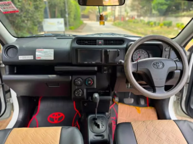 TOYOTA Probox    - 2020