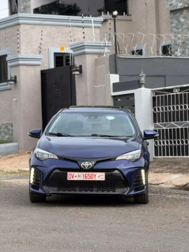 Toyota Corolla   - 2019