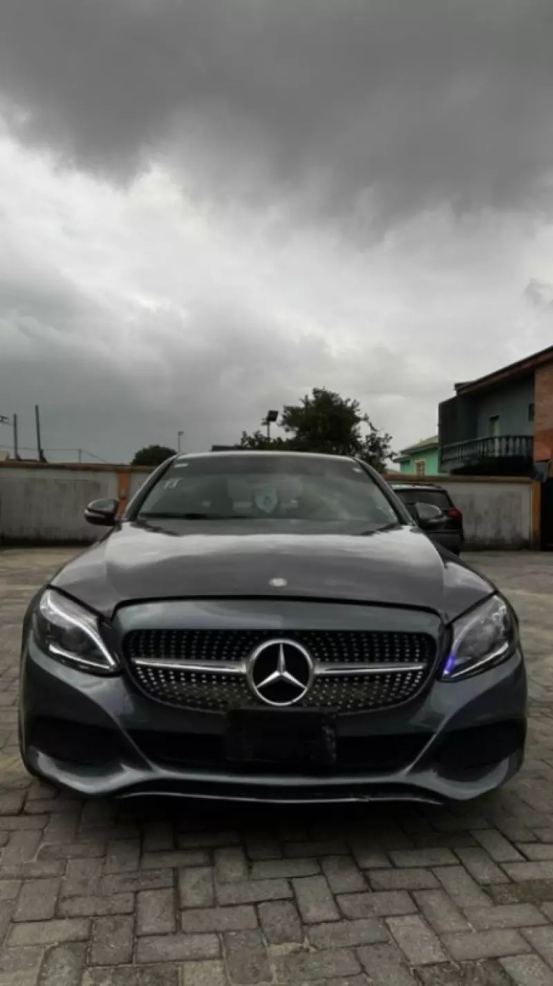 Mercedes-Benz C 300   - 2016