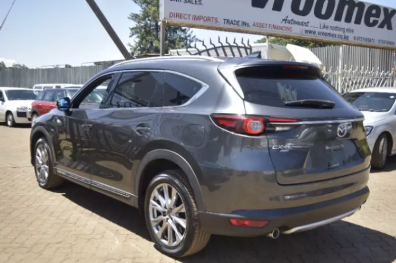 Mazda CX-8 - 2018