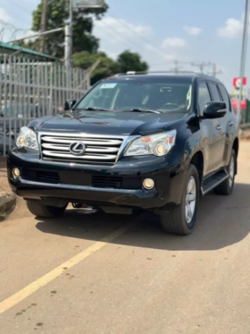 Lexus GX 460   - 2011