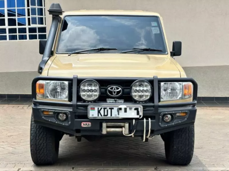 Toyota Landcruiser   - 2018
