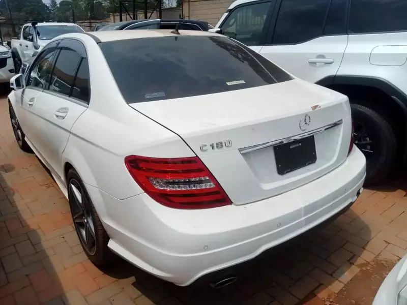 Mercedes-Benz C 180   - 2012