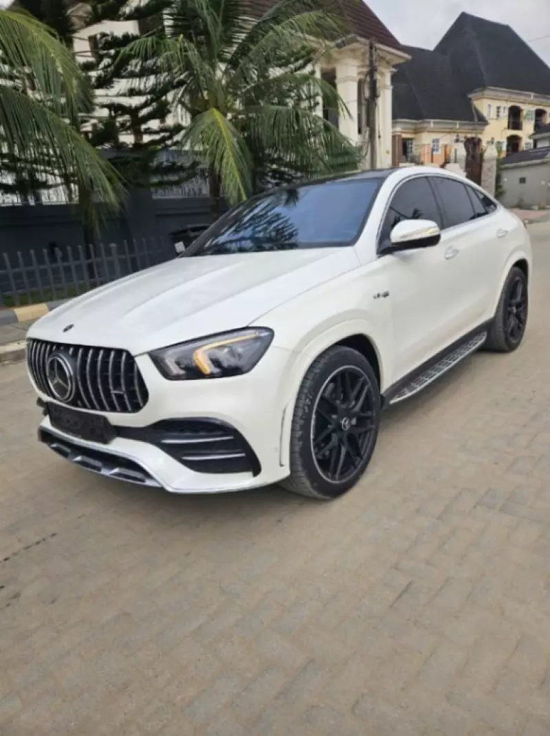Mercedes-Benz GLE 53 AMG   - 2021